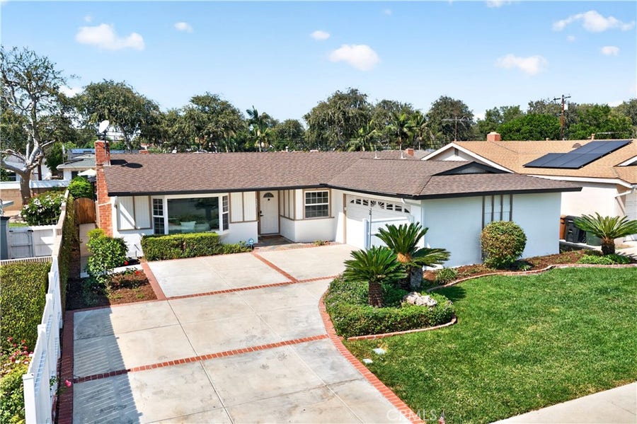 Property photo for 527 N Lincoln Avenue, Fullerton, CA