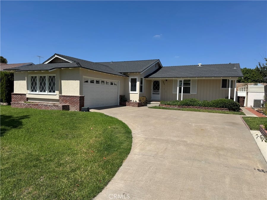Property photo for 933 W Autumn Drive, Anaheim, CA