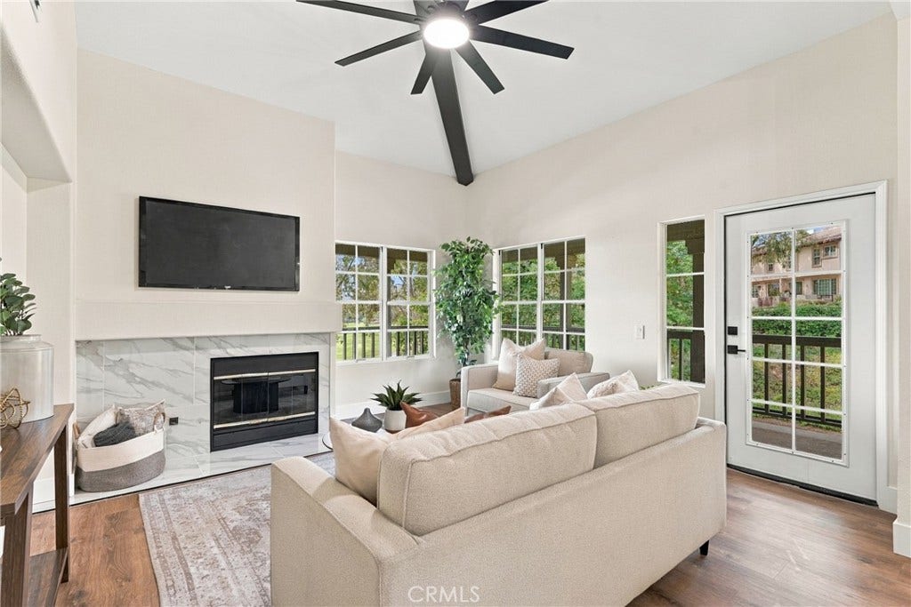 12 Via Solaz, Rancho Santa Margarita, CA 92688 12 Via Solaz, Rancho Santa Margarita, CA 92688