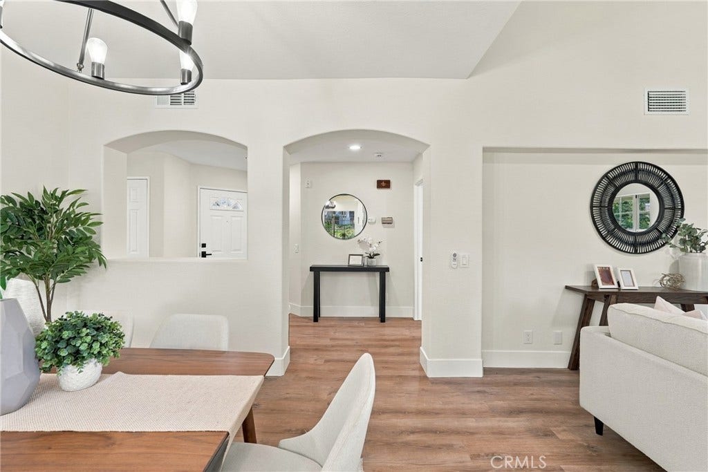 12 Via Solaz, Rancho Santa Margarita, CA 92688 12 Via Solaz, Rancho Santa Margarita, CA 92688