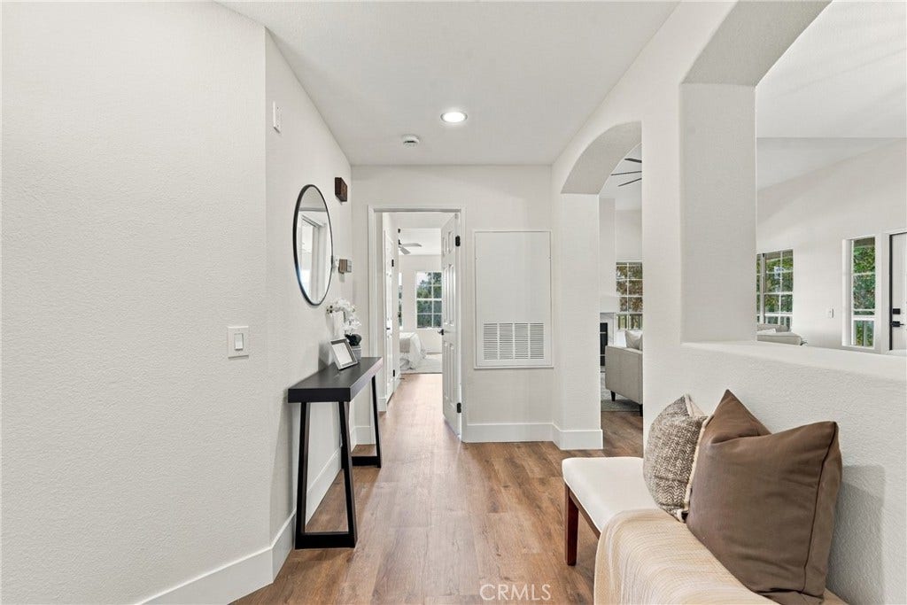 12 Via Solaz, Rancho Santa Margarita, CA 92688 12 Via Solaz, Rancho Santa Margarita, CA 92688
