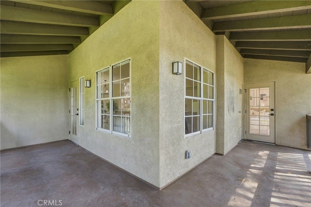 12 Via Solaz, Rancho Santa Margarita, CA 92688 12 Via Solaz, Rancho Santa Margarita, CA 92688