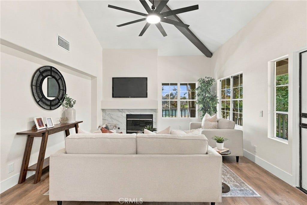 12 Via Solaz, Rancho Santa Margarita, CA 92688 12 Via Solaz, Rancho Santa Margarita, CA 92688