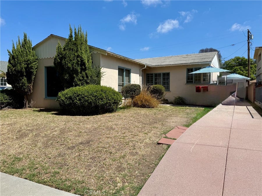 Property photo for 3246 Cerritos, Signal Hill, CA