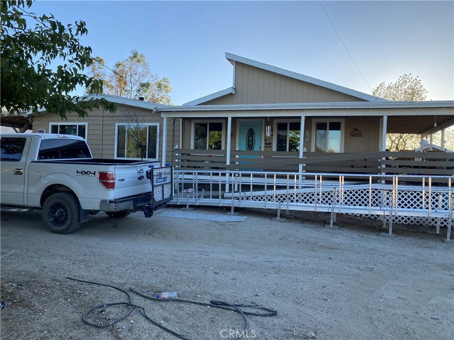 Property photo for 1948 Smoke Tree, Pinon Hills, CA