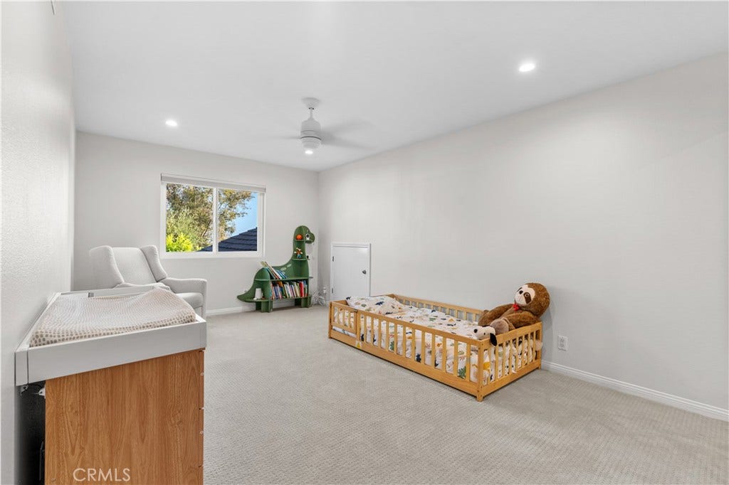21321 Hillside Court, Lake Forest, CA 92630 21321 Hillside Court, Lake Forest, CA 92630