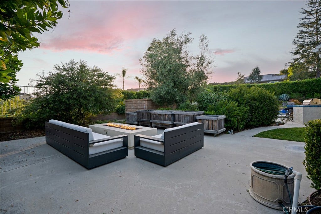 21321 Hillside Court, Lake Forest, CA 92630 21321 Hillside Court, Lake Forest, CA 92630