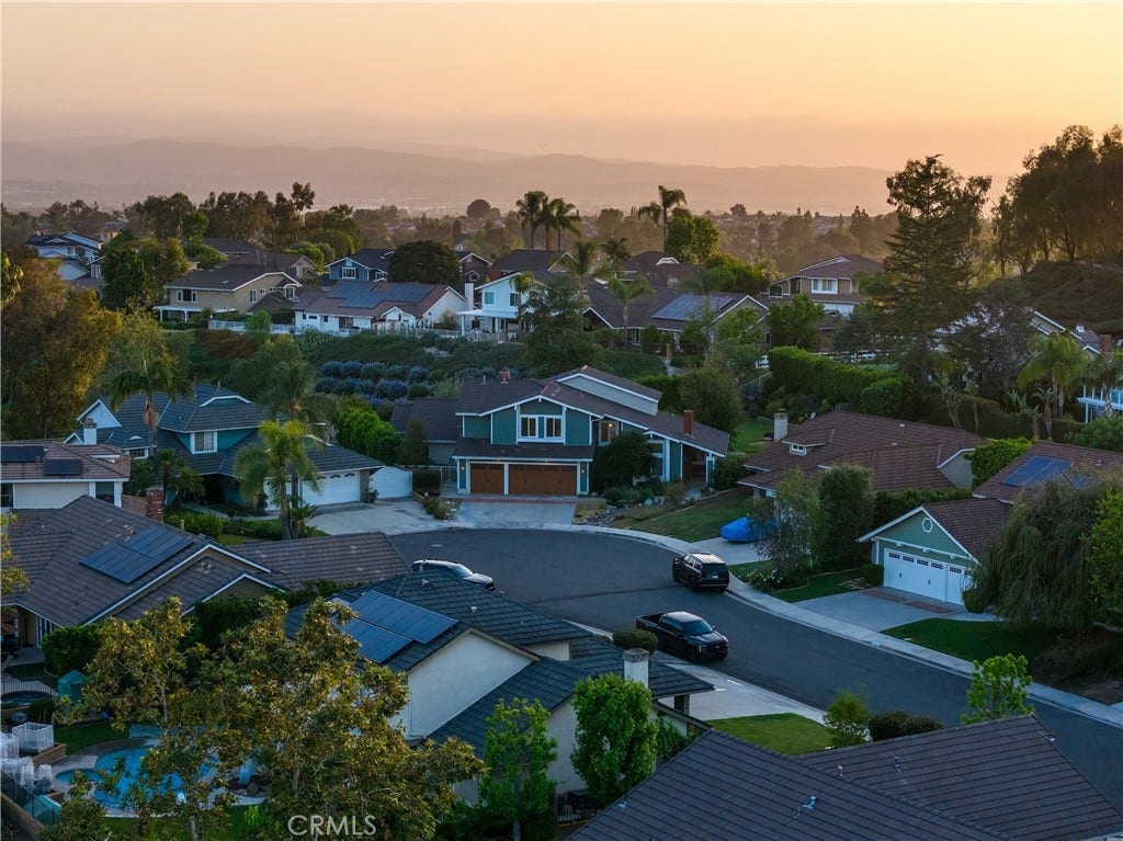 21321 Hillside Court, Lake Forest, CA 92630 21321 Hillside Court, Lake Forest, CA 92630