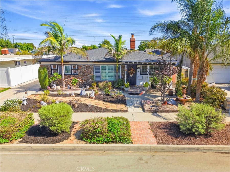 Property photo for 2102 Pattiz Avenue, Long Beach, CA