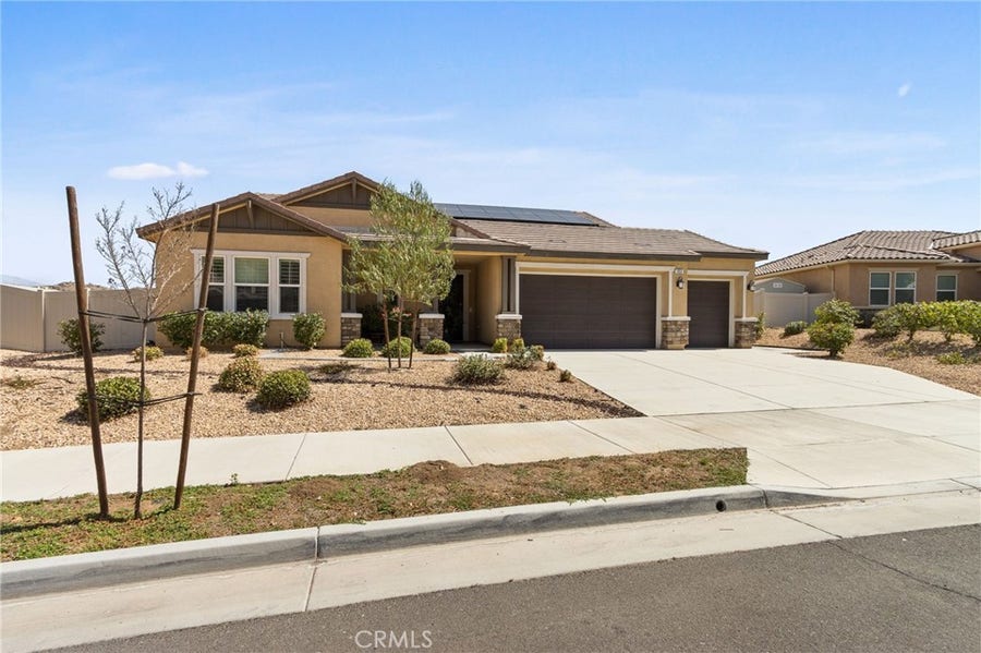 Property photo for 553 Chalakat Court, San Jacinto, CA
