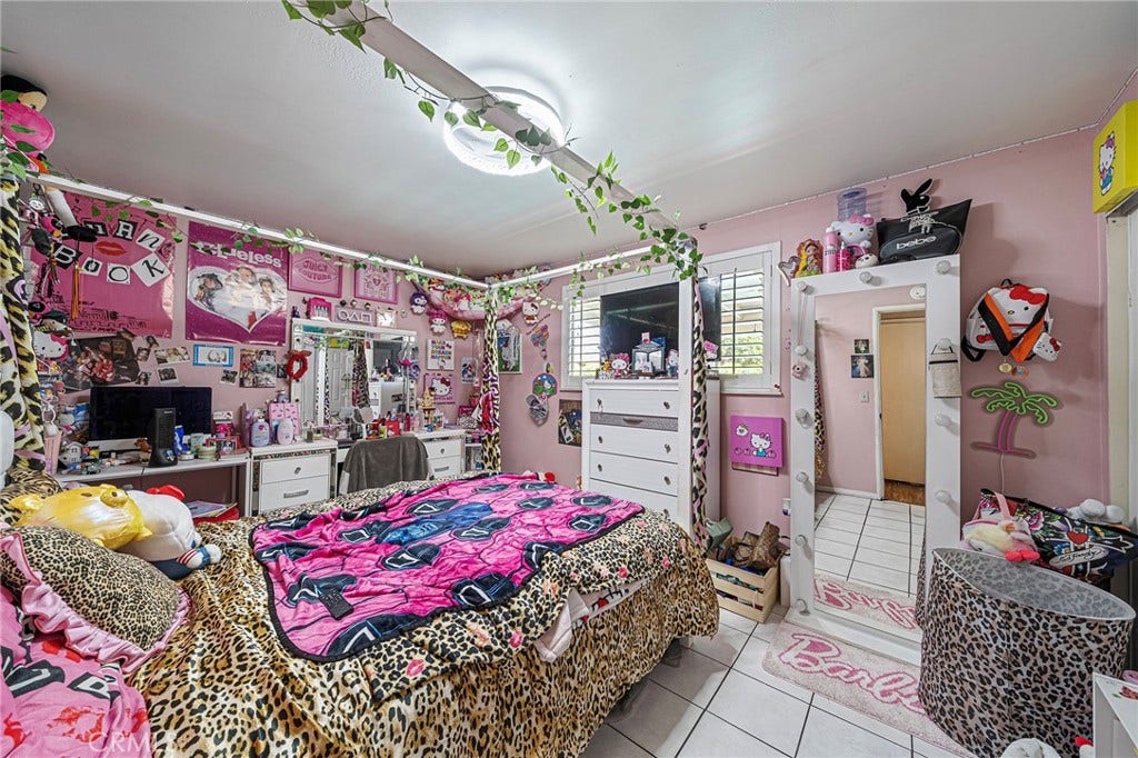 656 Sandy Hook, La Puente, CA 91744 Here's another large secondary bedroom...