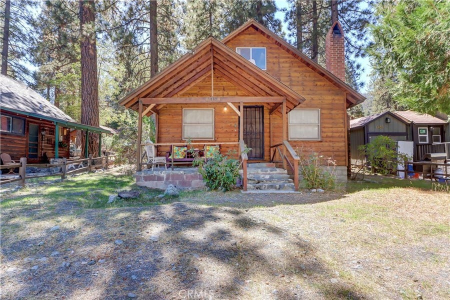 Property photo for 1469 Ross, Wrightwood, CA