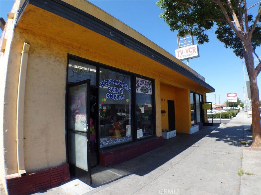 Property photo for 3288 Tweedy Boulevard, #B, South Gate, CA
