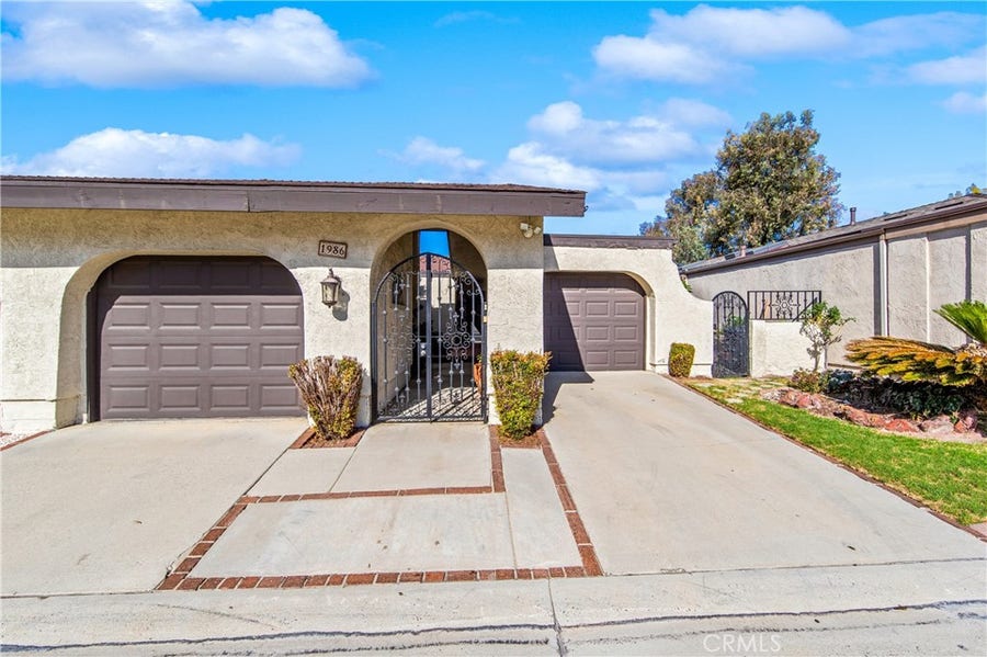 Property photo for 1986 W Bayshore, Anaheim, CA
