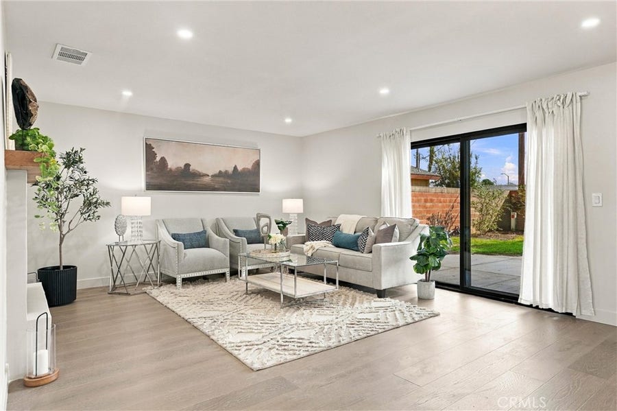 Property photo for 718 Kenoak, Placentia, CA
