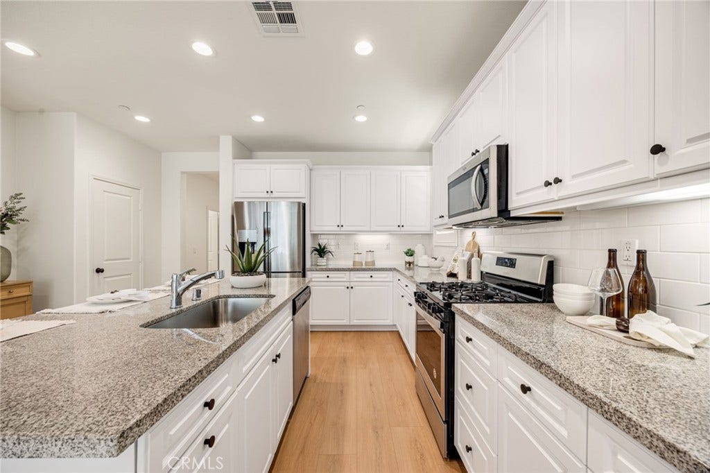 3452 E Quintessa Privado, Ontario, CA 91762 Kitchen.