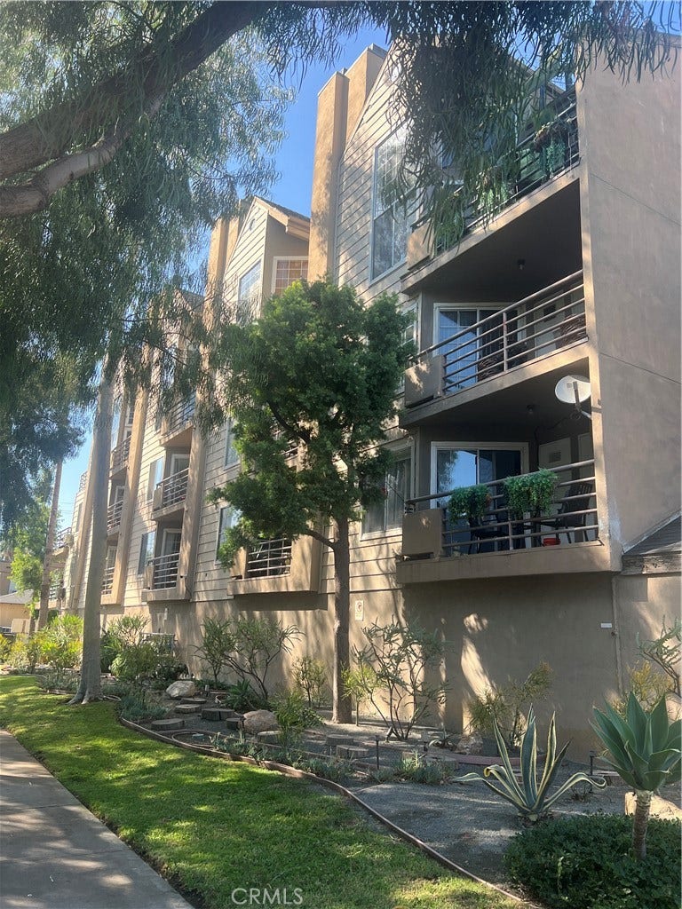 Property photo for 707 W 4th, #7, Long Beach, CA