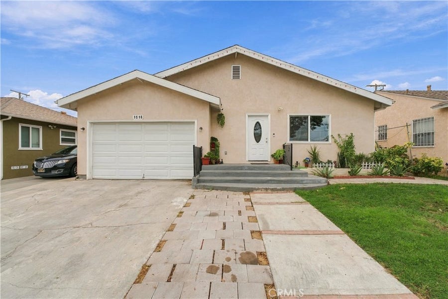 Property photo for 1516 W 138th, Compton, CA