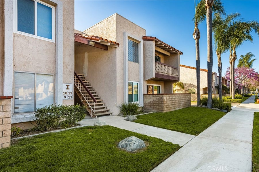 Property photo for 700 W La Veta, #I11, Orange, CA