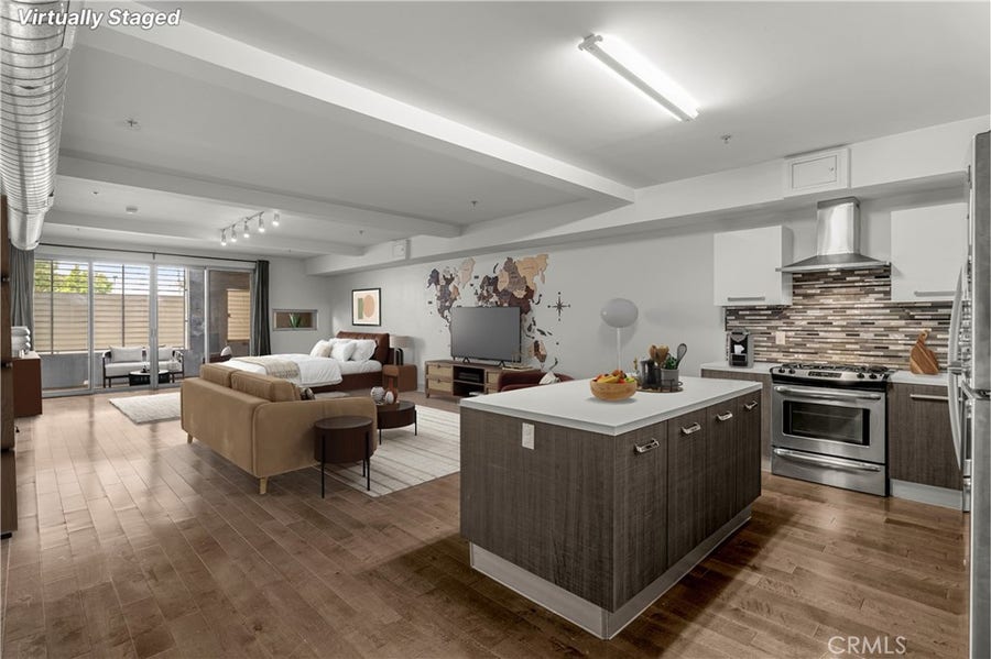 Property photo for 433 Pine Avenue, #100, Long Beach, CA