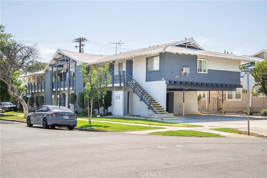 Property photo for 801 S Merrill, Corona, CA