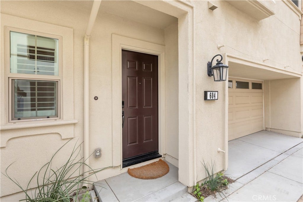 604 White Oaks, Lake Forest, CA 92610 Front door