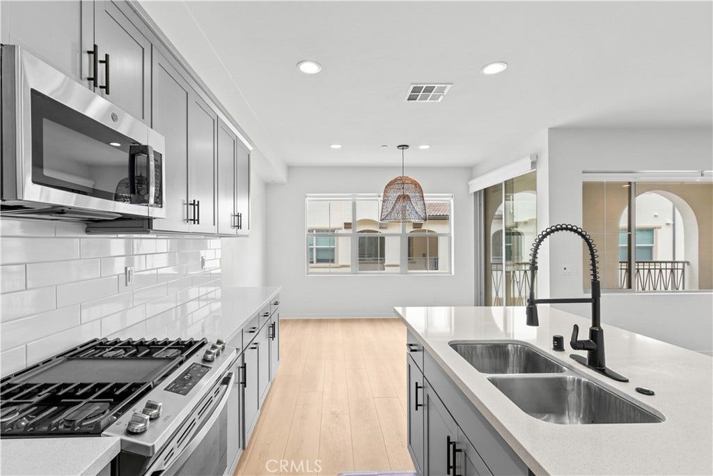 604 White Oaks, Lake Forest, CA 92610 Kitchen