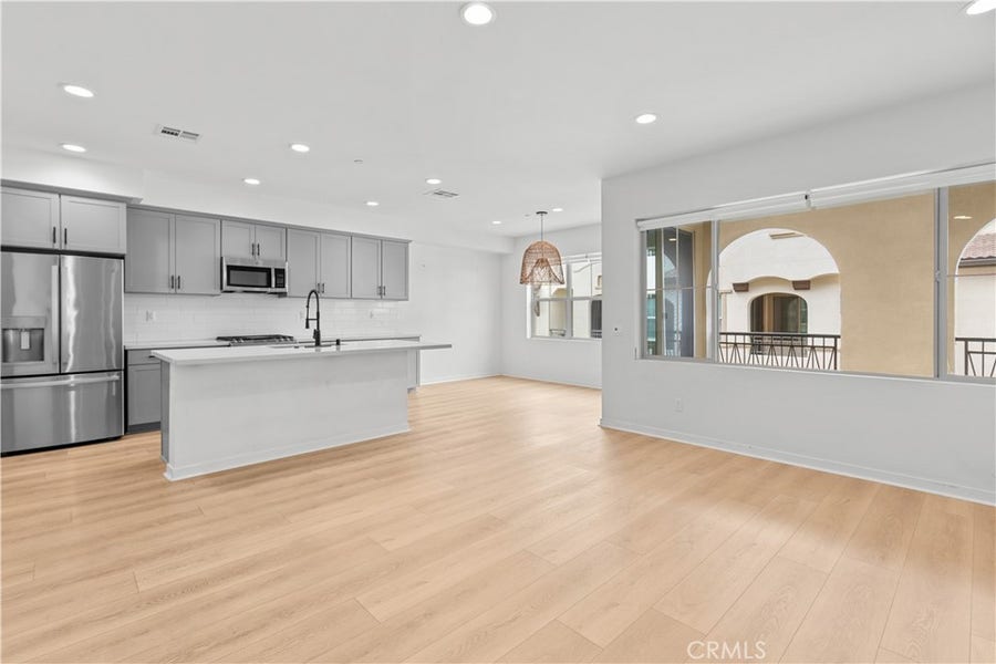 Property photo for 604 White Oaks, Lake Forest, CA