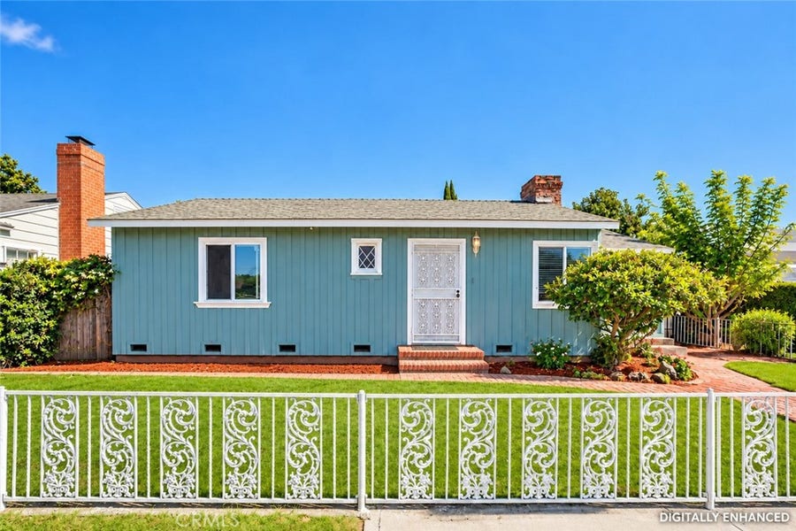 Property photo for 1974 Daisy, Long Beach, CA
