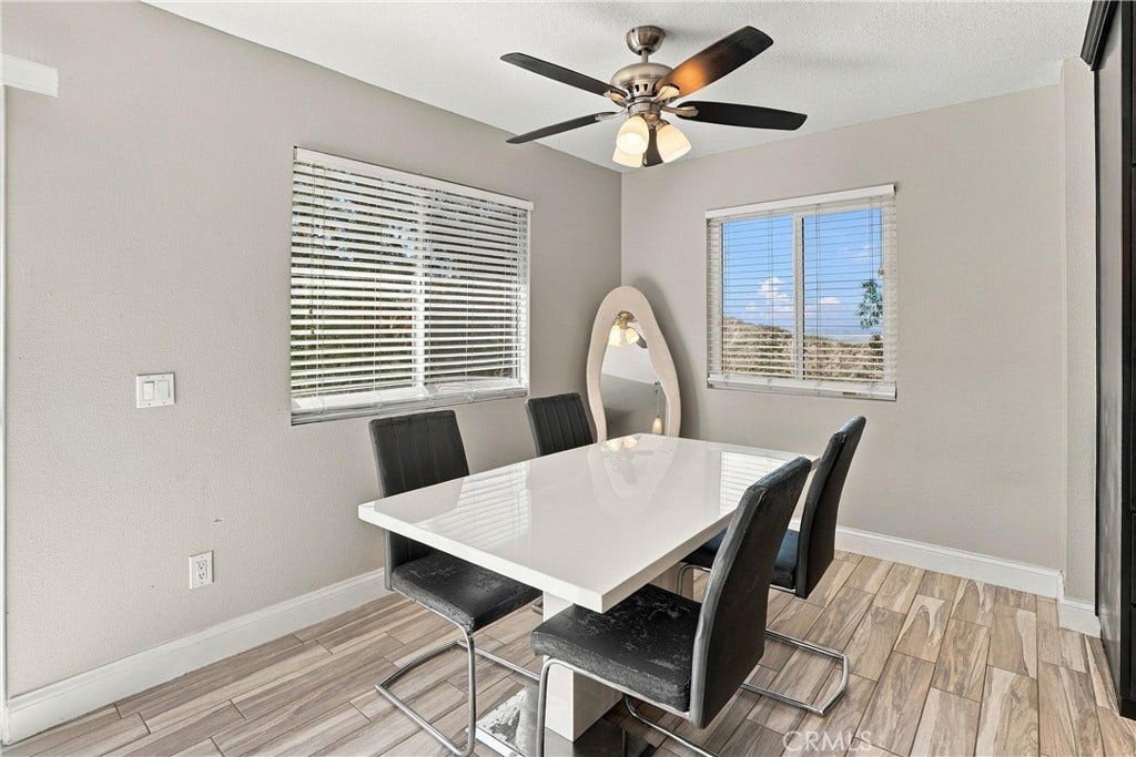 2616 Avenida del Vista, #B204, Corona, CA 92882