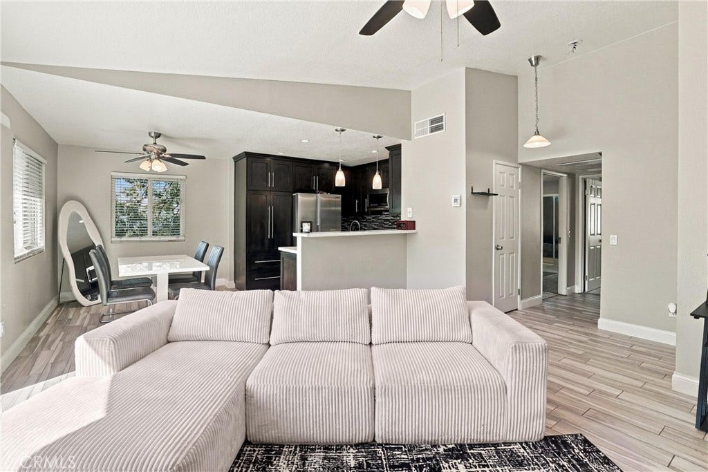 2616 Avenida del Vista, #B204, Corona, CA 92882