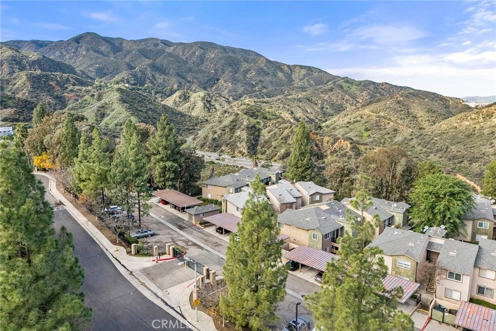 2616 Avenida del Vista, #B204, Corona, CA 92882