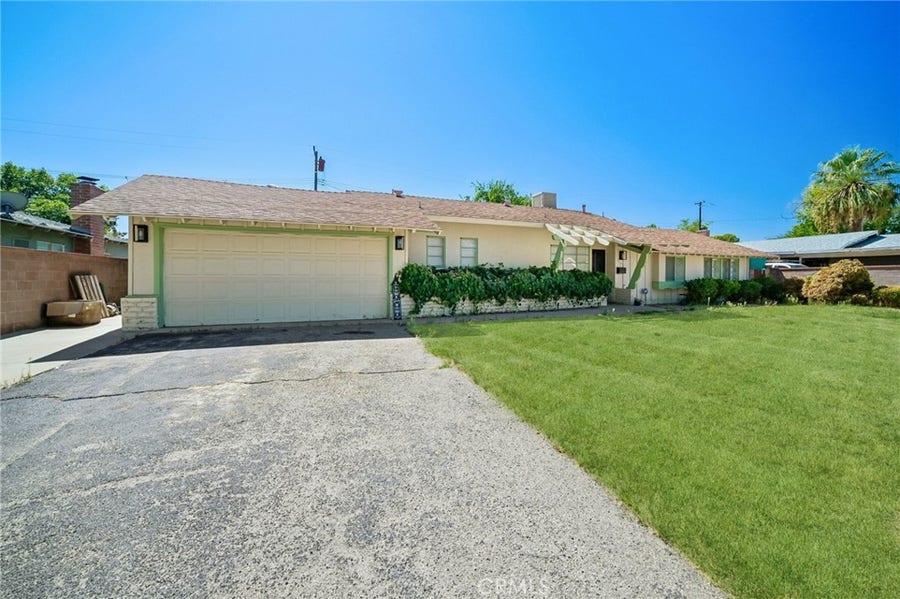 Property photo for 1112 E Avenue J4, Lancaster, CA