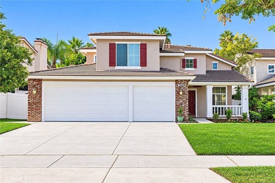 Property photo for 1040 Trailview Lane, Corona, CA