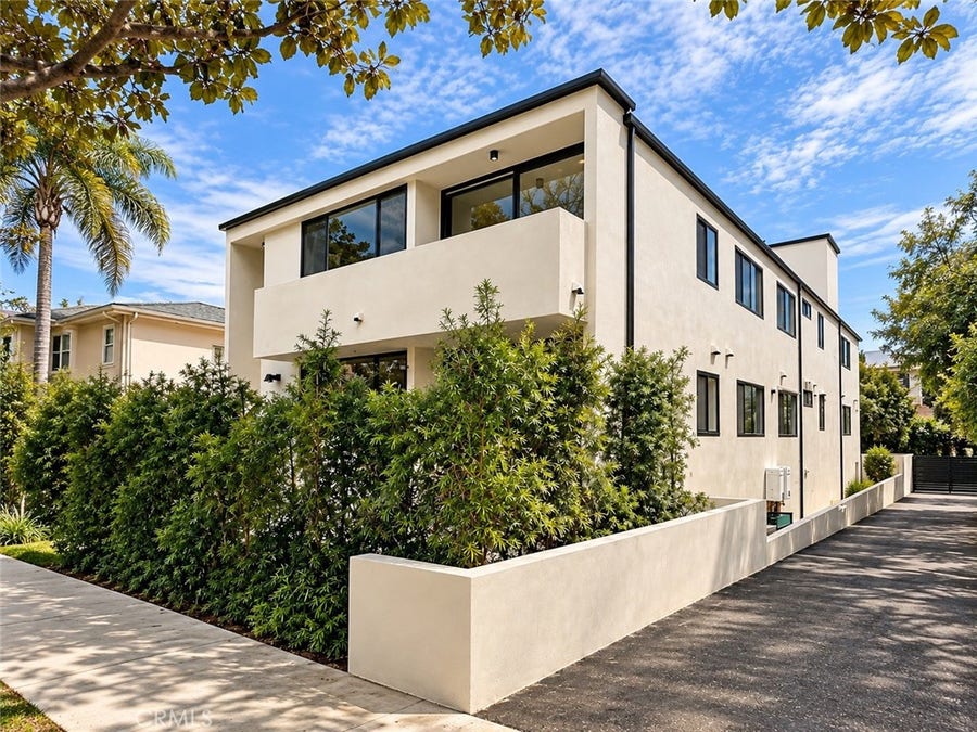 Property photo for 1540 S Beverly Drive, #7, Los Angeles, CA