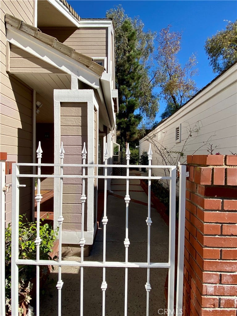 28303 Alava, Mission Viejo, CA 92692 28303 Alava, Mission Viejo, CA 92692