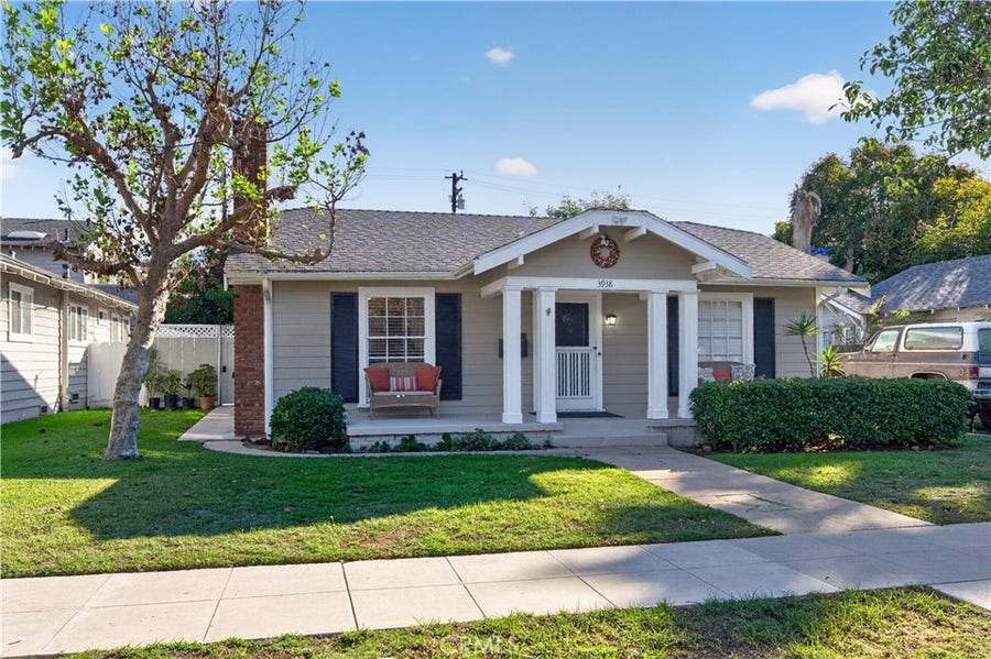 Property photo for 3938 E 5th, Long Beach, CA