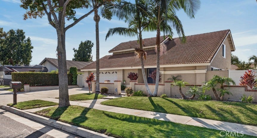 Property photo for 151 S Quintana Dr, Anaheim Hills, CA