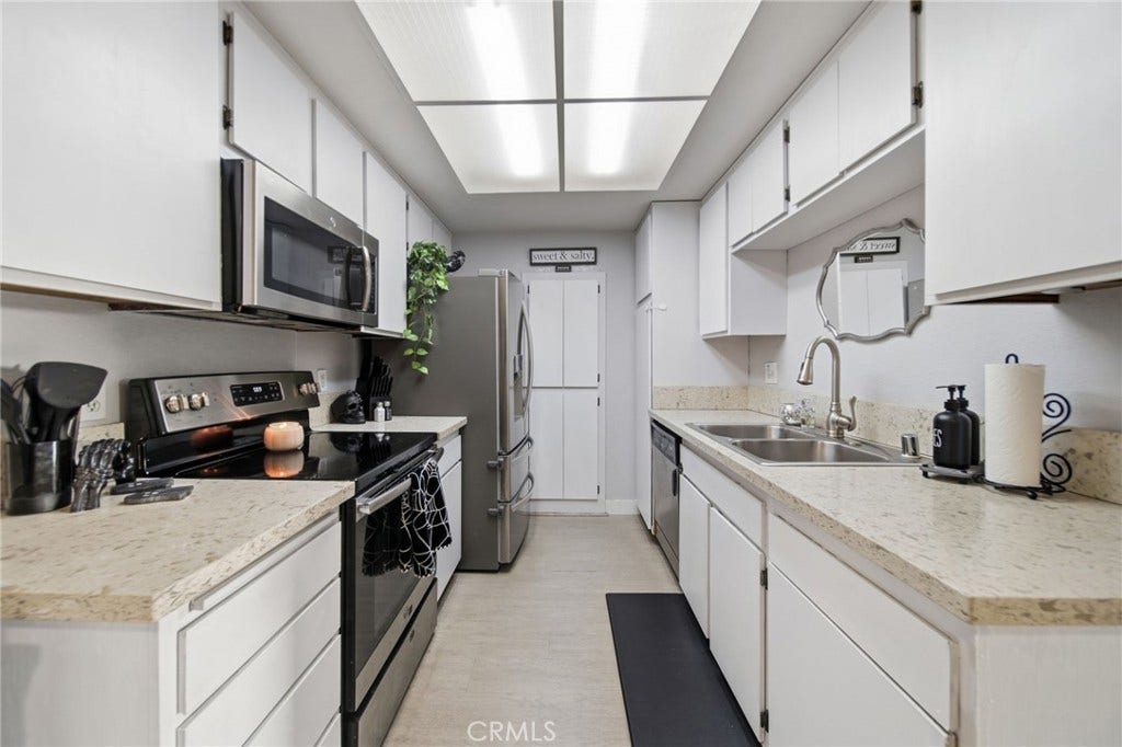 20702 El Toro, Lake Forest, CA 92630 20702 El Toro, Lake Forest, CA 92630