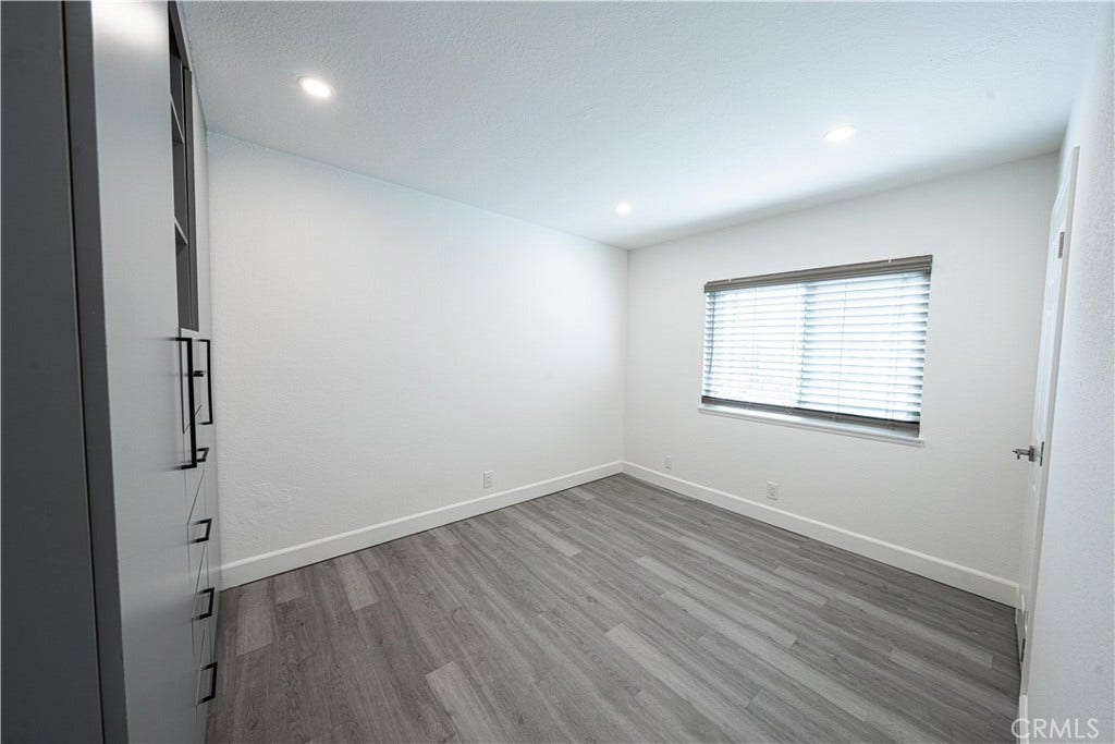 27081 Sombras, Mission Viejo, CA 92692 Room 1