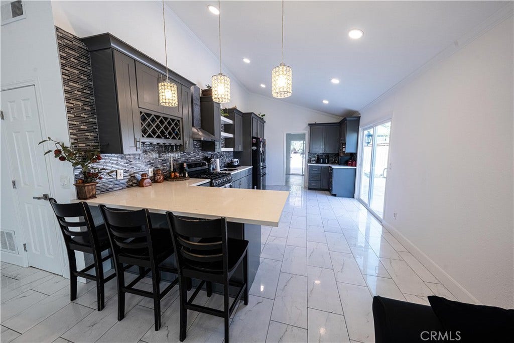 27081 Sombras, Mission Viejo, CA 92692 27081 Sombras, Mission Viejo, CA 92692