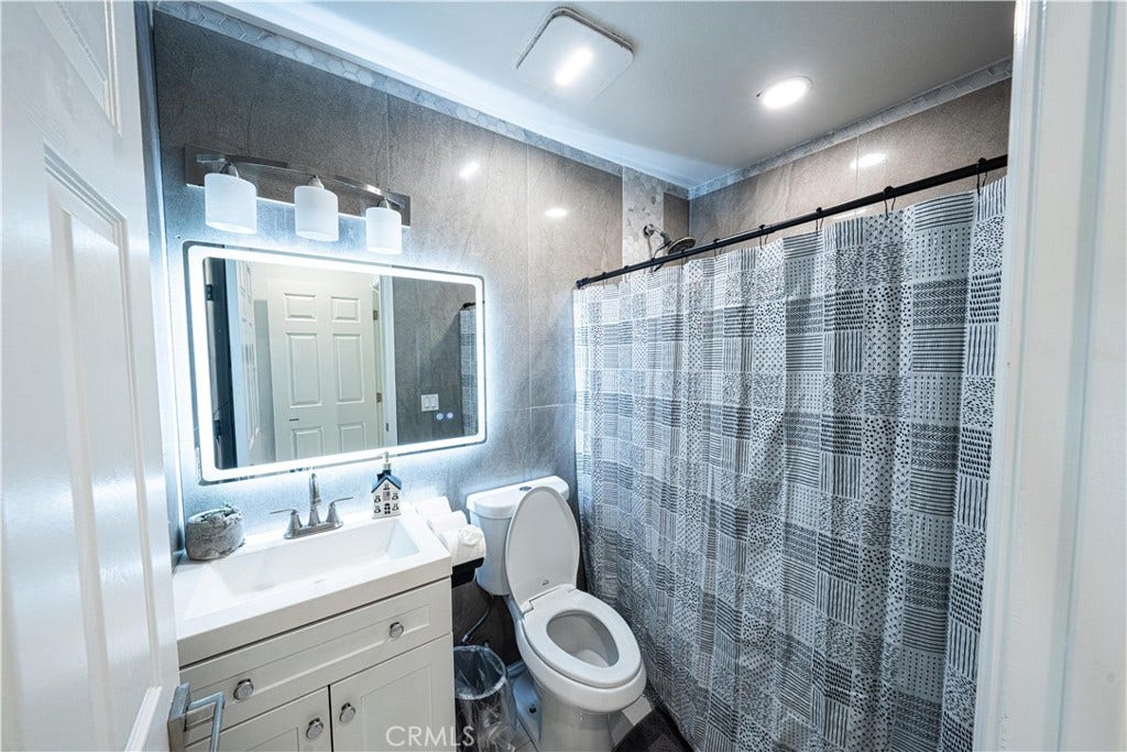 27081 Sombras, Mission Viejo, CA 92692 Primary Bath