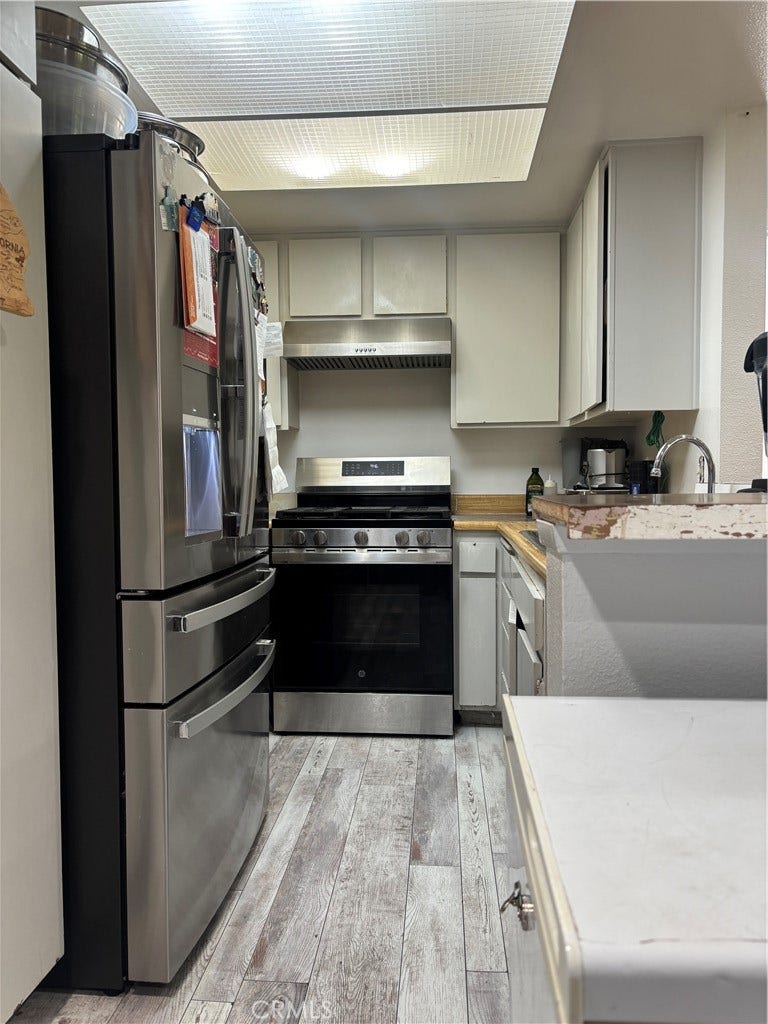 700 W 3rd, Santa Ana, CA 92701 700 W 3rd, Santa Ana, CA 92701