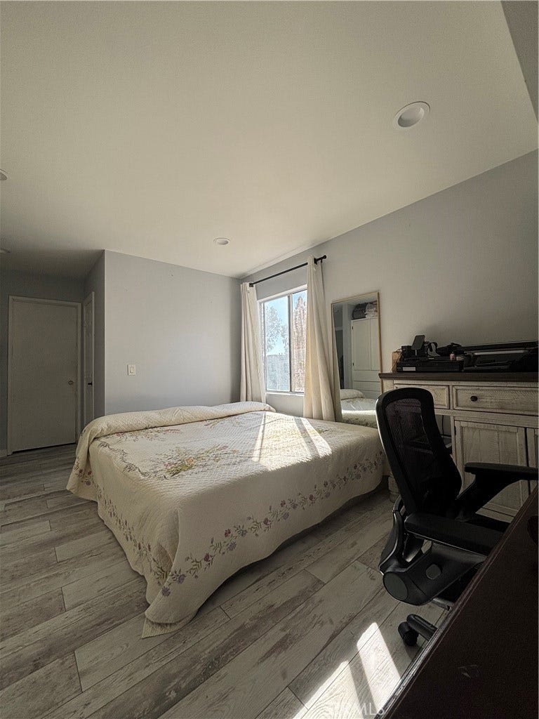 700 W 3rd, Santa Ana, CA 92701 700 W 3rd, Santa Ana, CA 92701