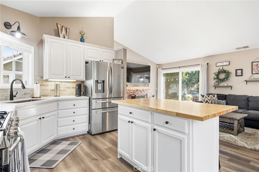 Property photo for 8492 E Saratoga Street, Anaheim Hills, CA