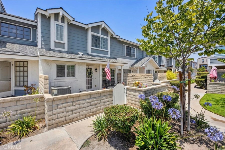Property photo for 199 N Magnolia Avenue, #D, Anaheim, CA