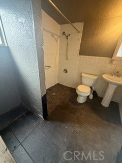 12318 211th, Hawaiian Gardens, CA 90716 12318 211th, Hawaiian Gardens, CA 90716