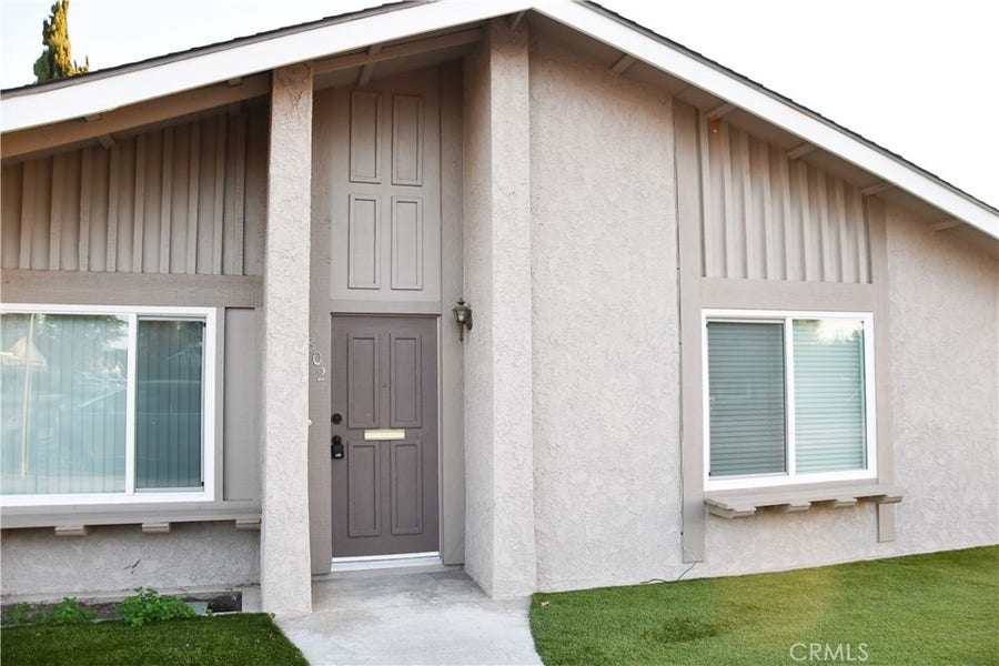 Property photo for 802 E La Veta, Orange, CA