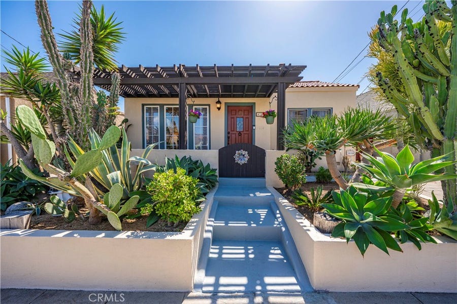 Property photo for 4500 E Barker Way, Long Beach, CA