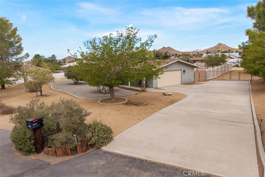 Property photo for 16248 Saint Timothy, Apple Valley, CA